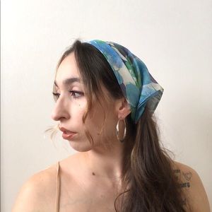 Flower head scarf